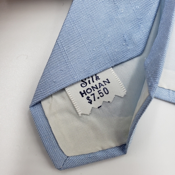 2/$15 Vintage Light Blue Silk Necktie Tie - Picture 4 of 5